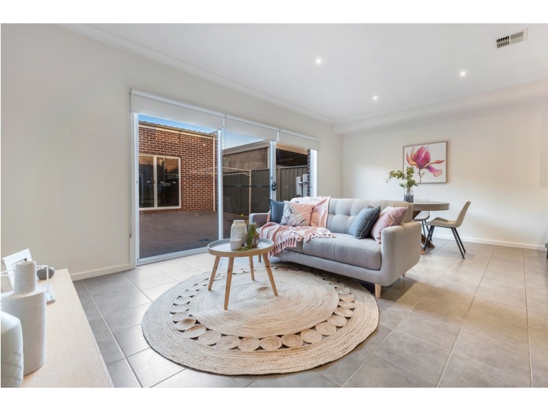 222 Windrock Avenue, Craigieburn VIC 3064