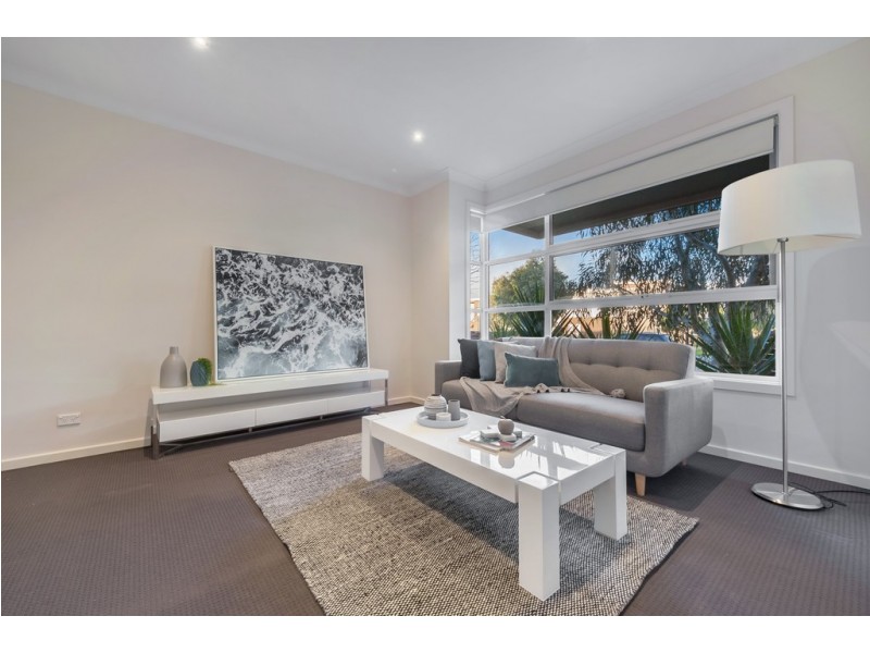 222 Windrock Avenue, Craigieburn VIC 3064