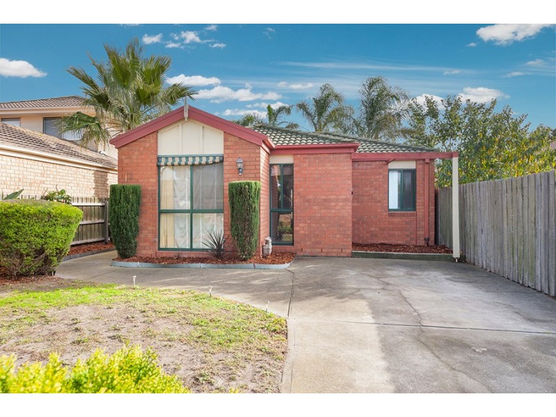 13 McLaurin Avenue, Roxburgh Park VIC 3064
