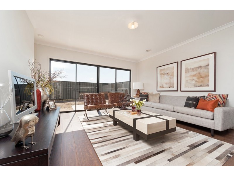5 Bluebell Drive, Craigieburn VIC 3064