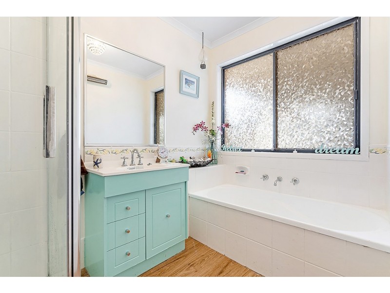 3 Sunnybrook Court, Craigieburn VIC 3064