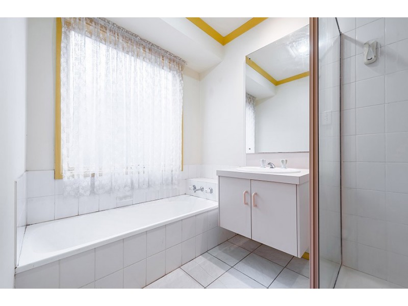 12 Silverton Court, Craigieburn VIC 3064