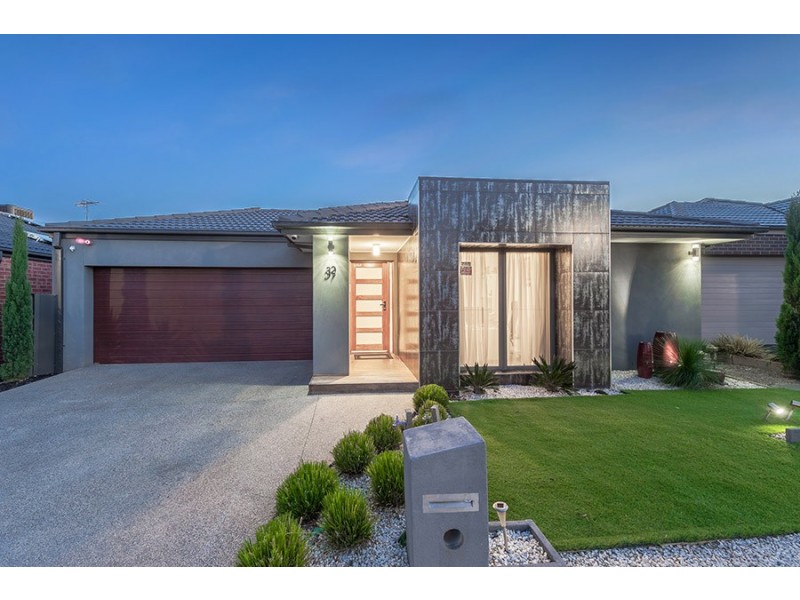 32 Serenity Way, Craigieburn VIC 3064