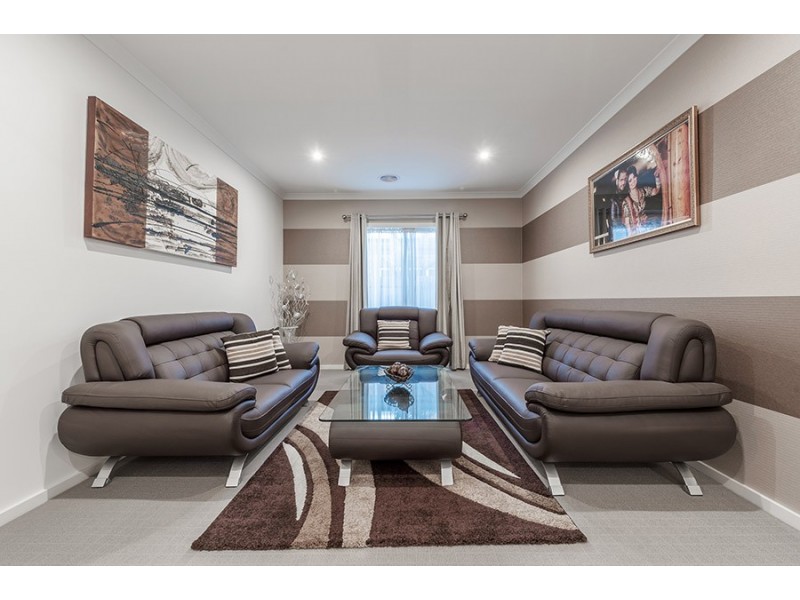 32 Serenity Way, Craigieburn VIC 3064