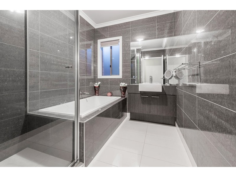 32 Serenity Way, Craigieburn VIC 3064