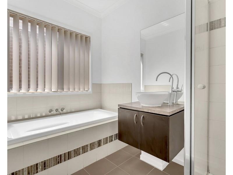 30 Ebony Circuit, Craigieburn VIC 3064