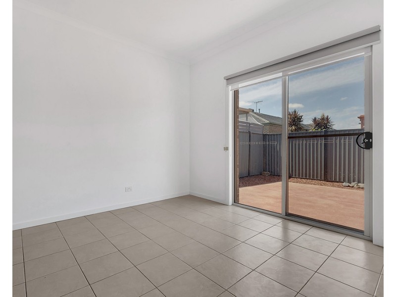 30 Ebony Circuit, Craigieburn VIC 3064