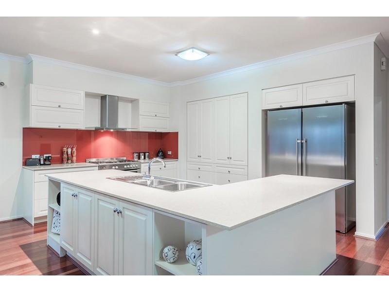 26 Scottsdale Court, Craigieburn VIC 3064