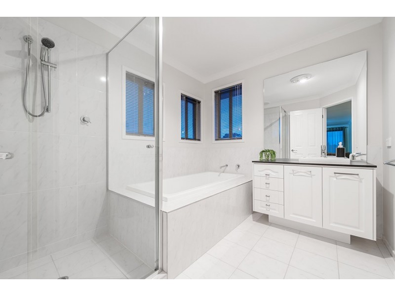 26 Scottsdale Court, Craigieburn VIC 3064