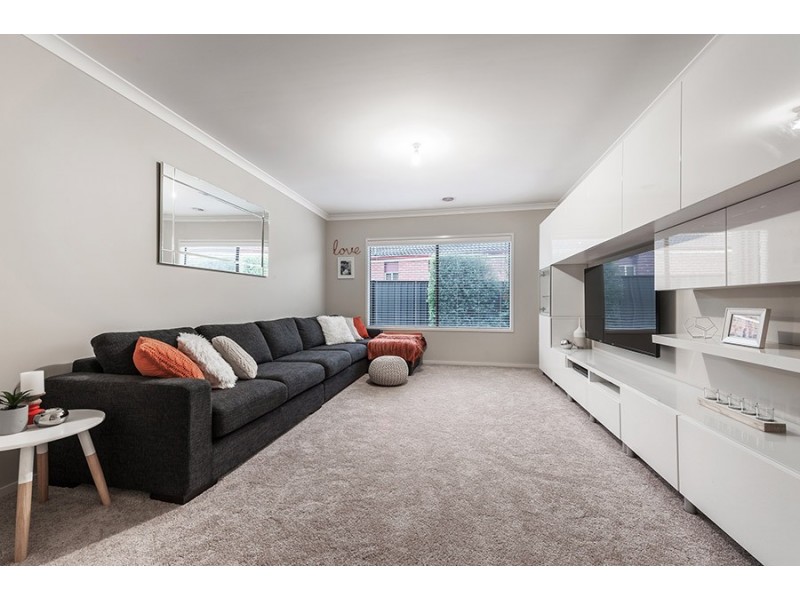8 Northcroft Street, Craigieburn VIC 3064