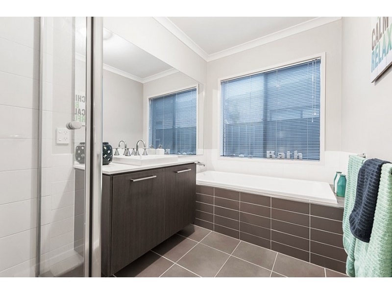 8 Northcroft Street, Craigieburn VIC 3064