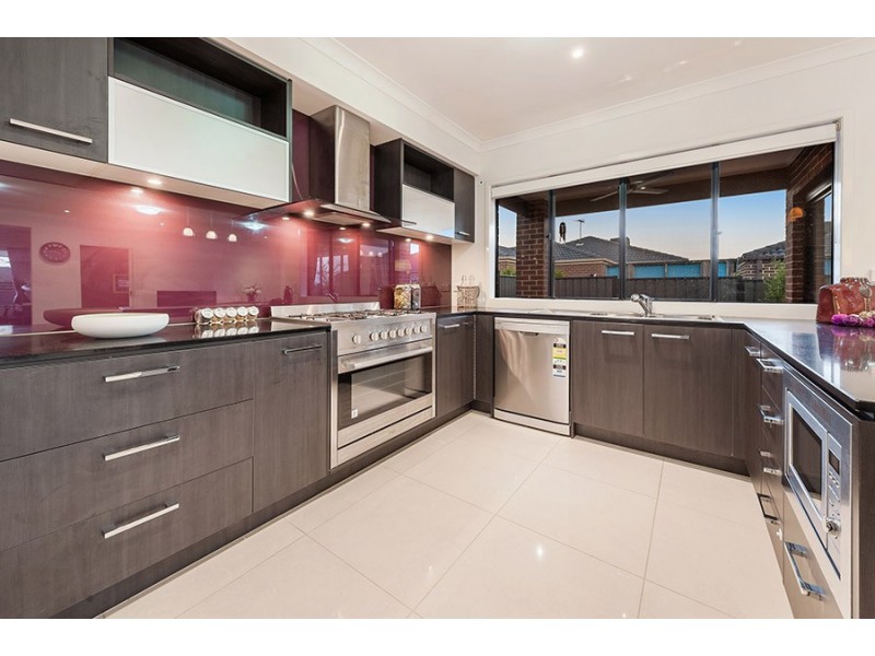 144 Newbury Boulevard, Craigieburn VIC 3064