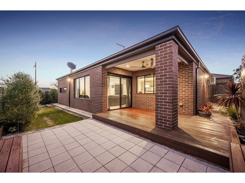 144 Newbury Boulevard, Craigieburn VIC 3064