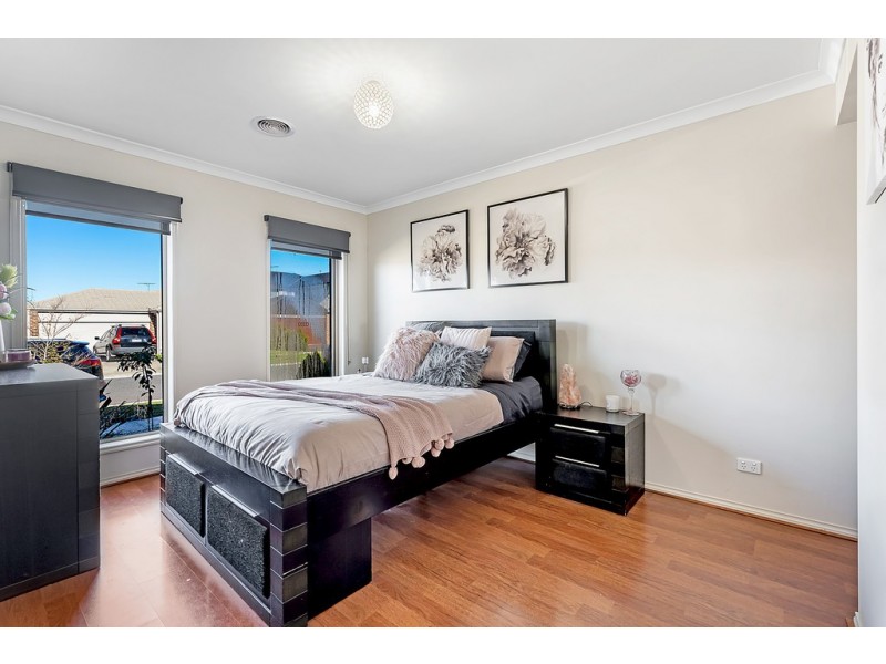 20 Black Wattle Road, Craigieburn VIC 3064