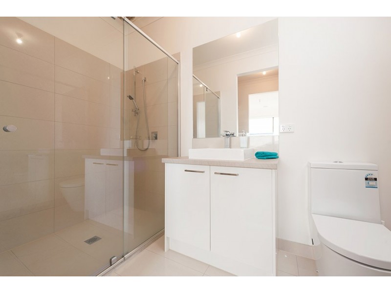 30 Hollington Drive, Mickleham VIC 3064