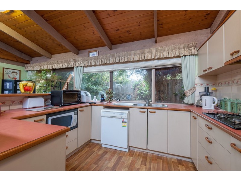 11 Fern Court, Craigieburn VIC 3064