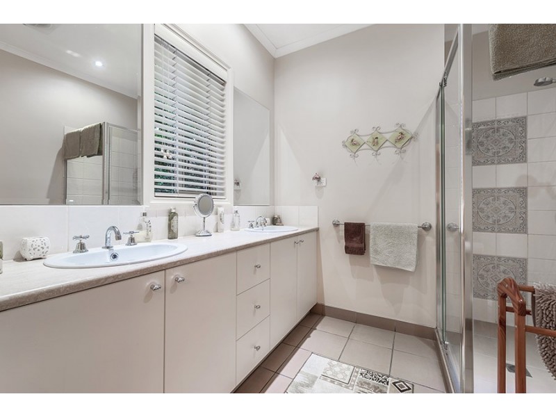 57 Grosvenor Square, Craigieburn VIC 3064