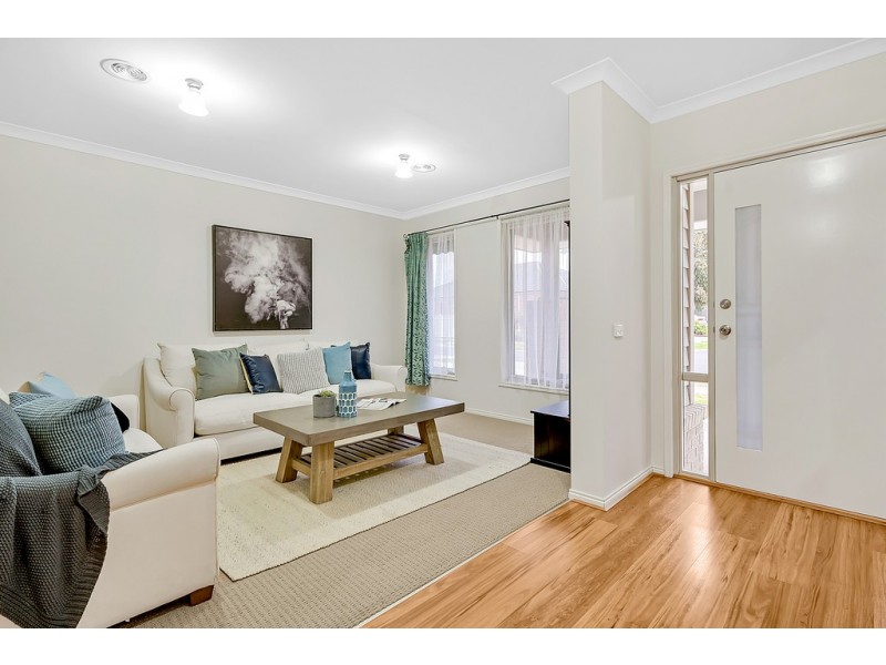 9 Burrora Way, Craigieburn VIC 3064