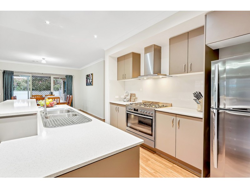 9 Burrora Way, Craigieburn VIC 3064