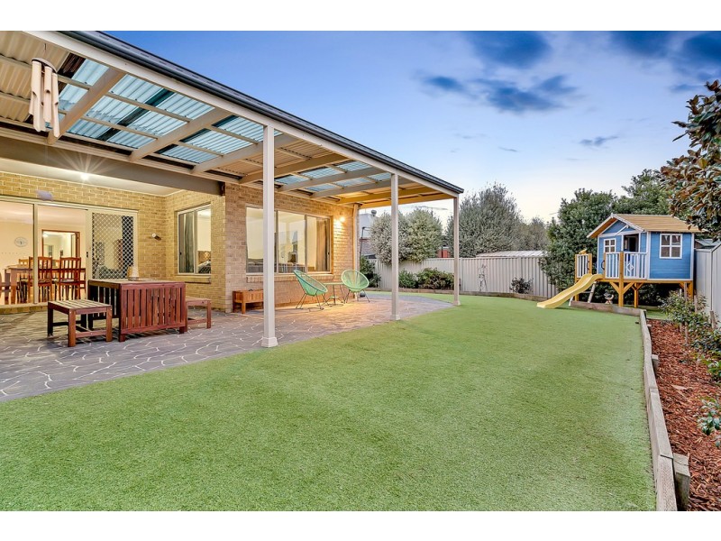 9 Burrora Way, Craigieburn VIC 3064