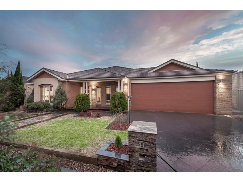 11 Long Island Circuit, Craigieburn VIC 3064