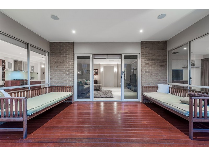 11 Long Island Circuit, Craigieburn VIC 3064