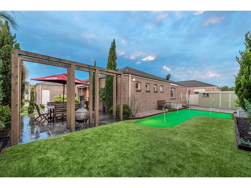 11 Long Island Circuit, Craigieburn VIC 3064