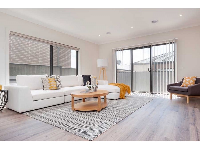 9 Cardigan Street, Craigieburn VIC 3064