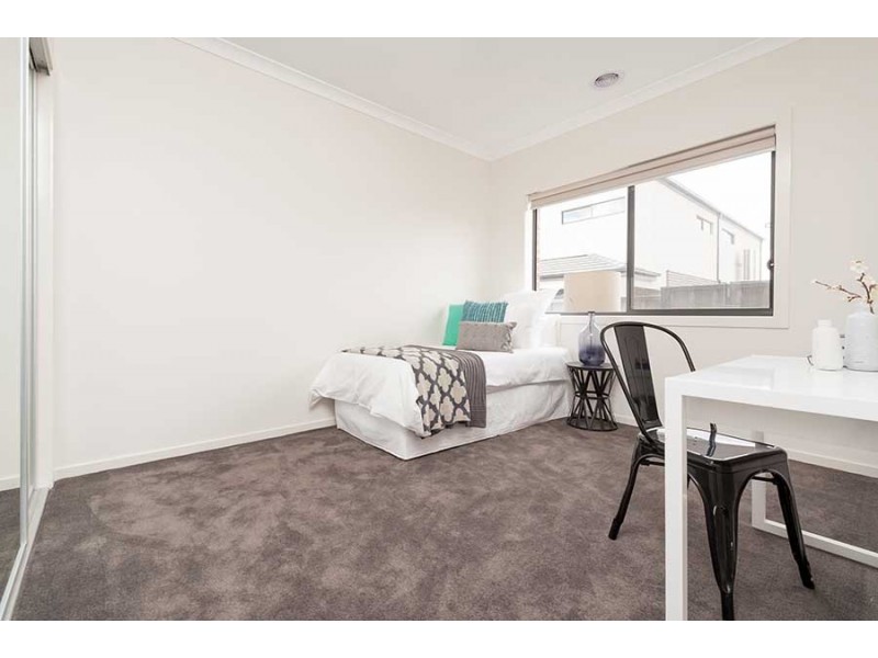 9 Cardigan Street, Craigieburn VIC 3064