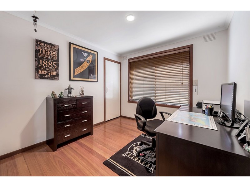 25 Alma Street, Craigieburn VIC 3064