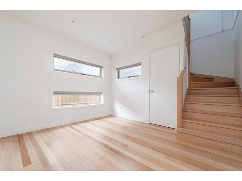 2/44 Canning Street, Avondale Heights VIC 3034