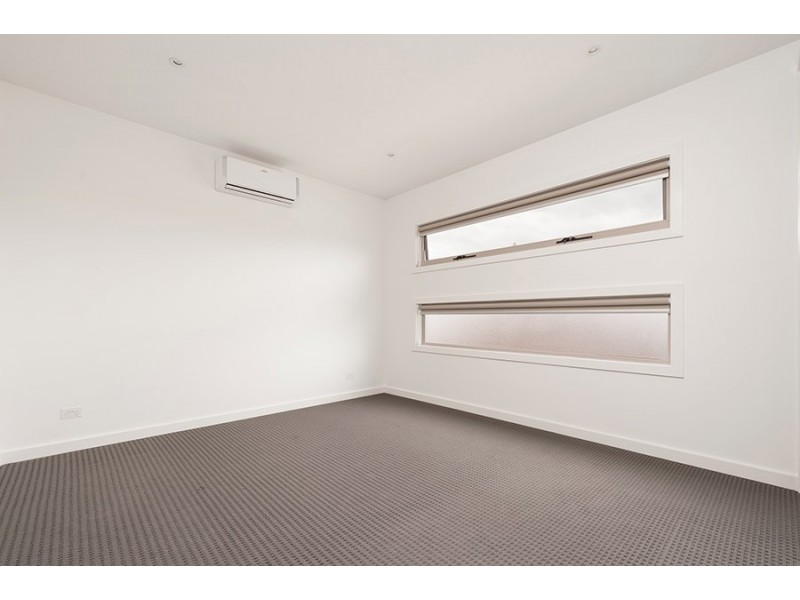 2/44 Canning Street, Avondale Heights VIC 3034