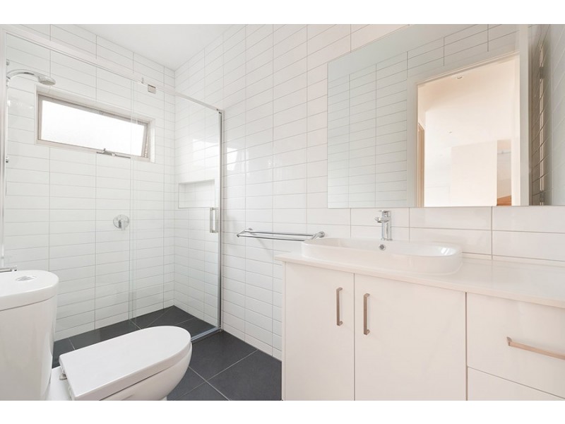 2/44 Canning Street, Avondale Heights VIC 3034