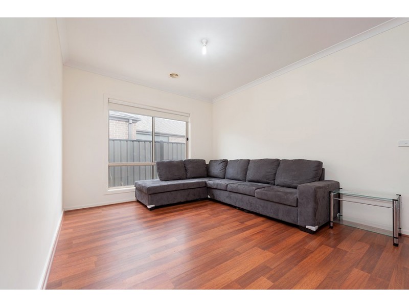 7 Pinnacle Drive, Craigieburn VIC 3064