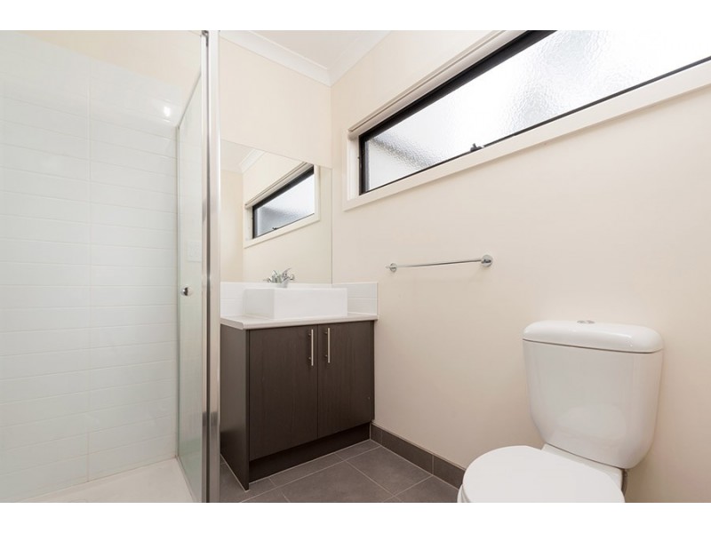 2/38 Mallard Circuit, Craigieburn VIC 3064