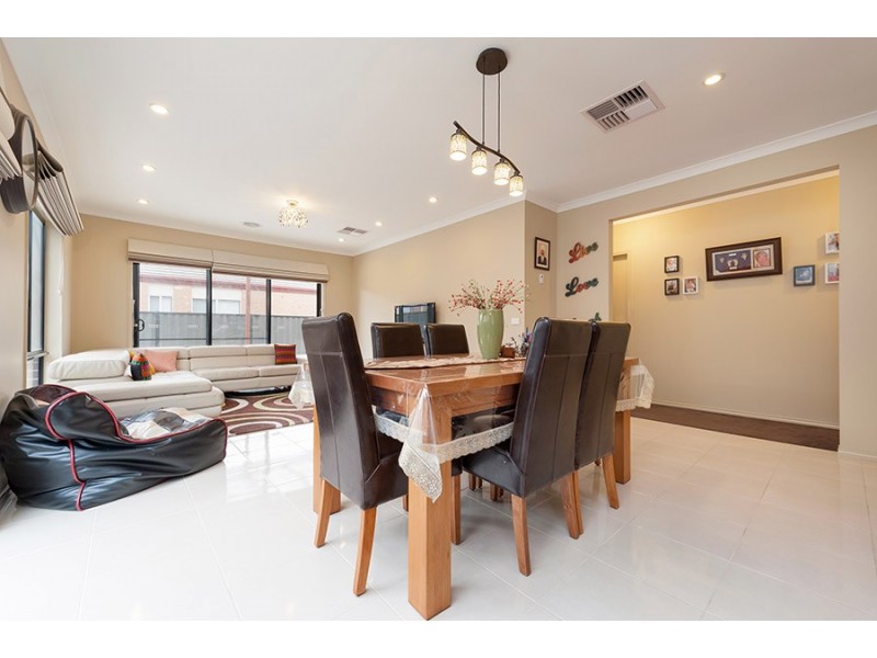 34 Gateshead Street, Craigieburn VIC 3064