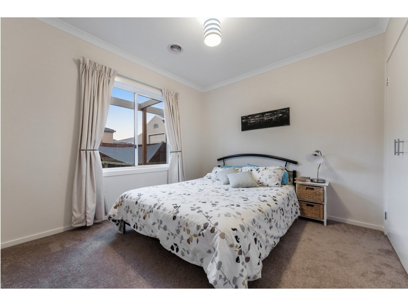 34 Palladium Circle, Beveridge VIC 3753