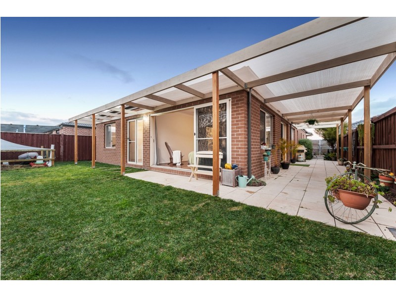 34 Palladium Circle, Beveridge VIC 3753