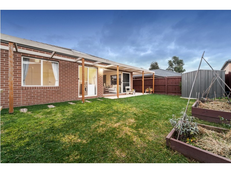 34 Palladium Circle, Beveridge VIC 3753