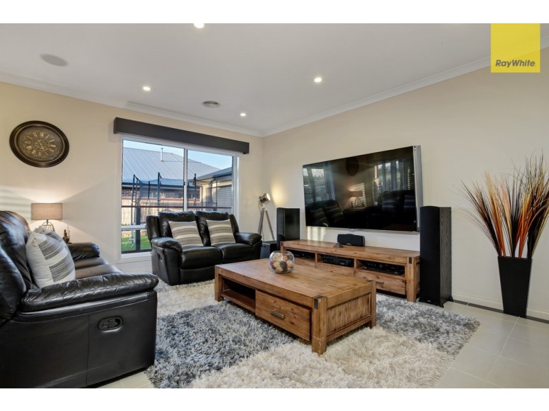 66 Mandalay Circuit, Beveridge VIC 3753