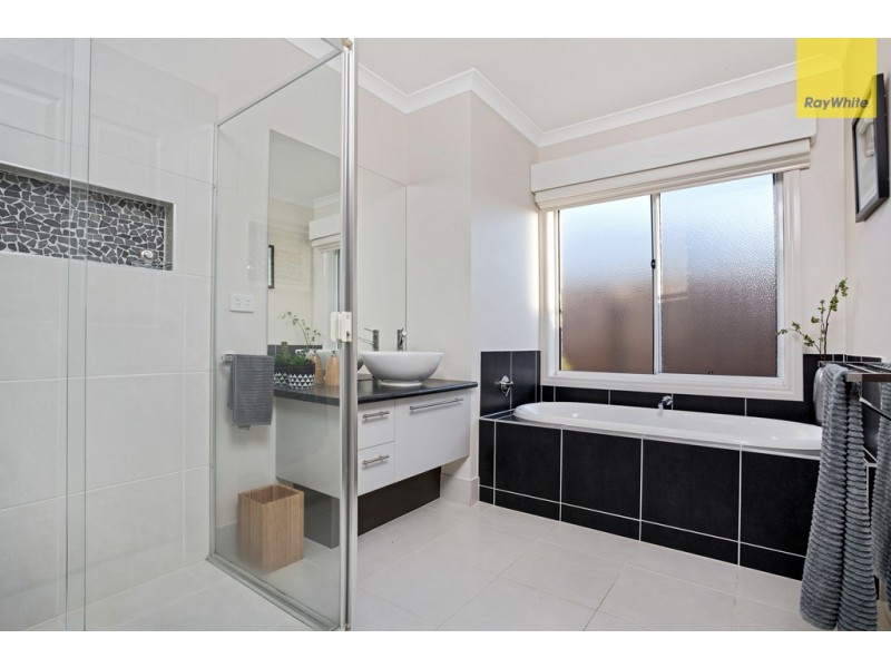 66 Mandalay Circuit, Beveridge VIC 3753