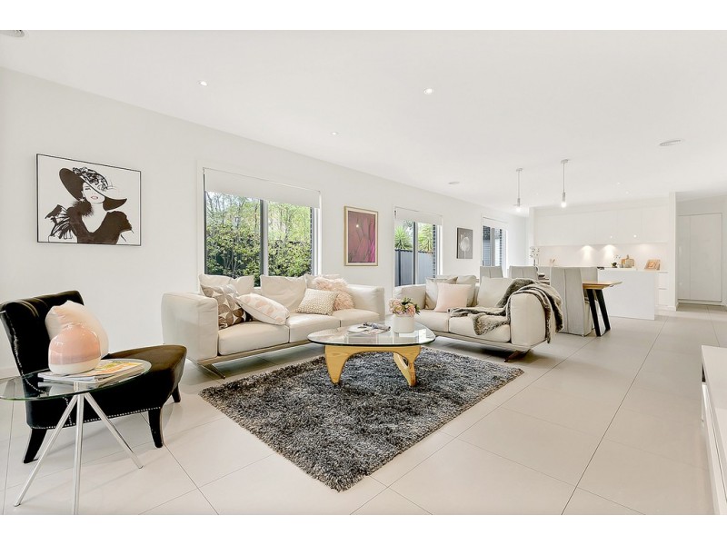 9 Grove Road, Craigieburn VIC 3064