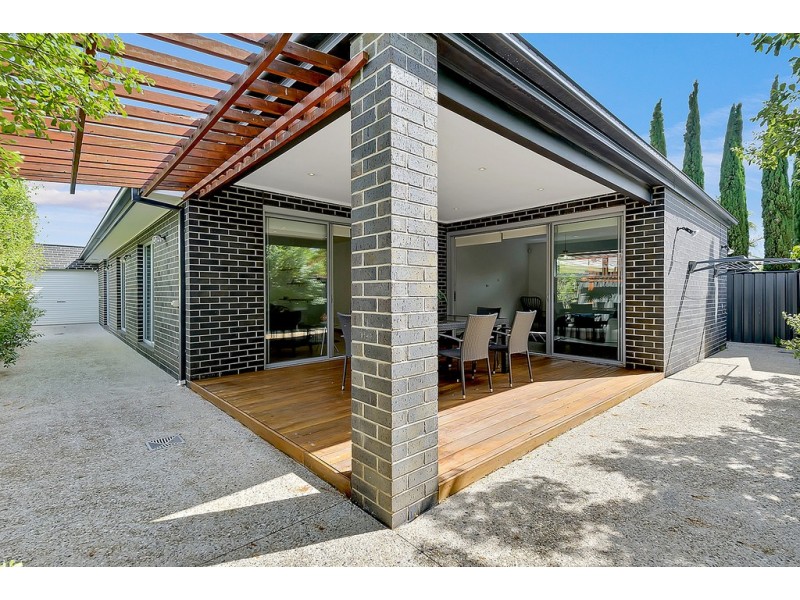 9 Grove Road, Craigieburn VIC 3064