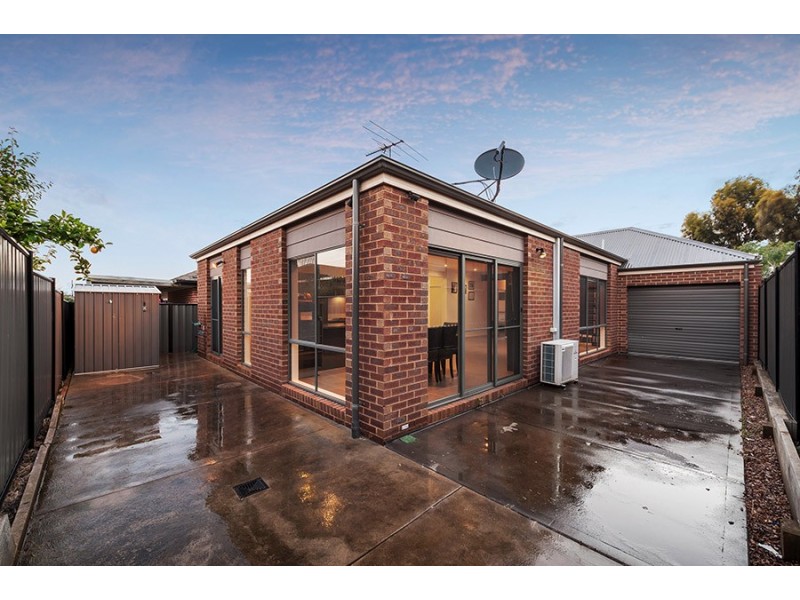 56 Ardsley Circuit, Craigieburn VIC 3064