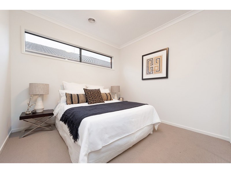 40 Scoria Circuit, Craigieburn VIC 3064