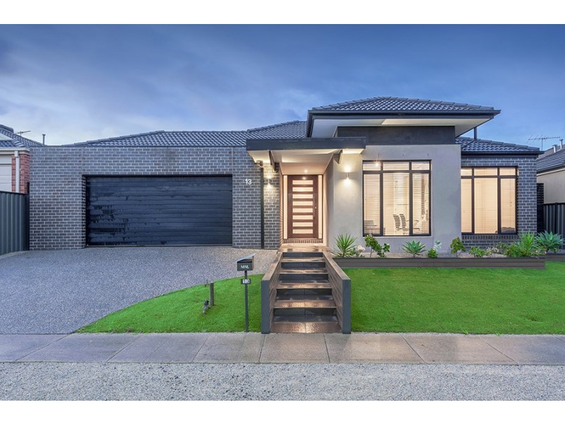 13 Beechworth Avenue, Greenvale VIC 3059