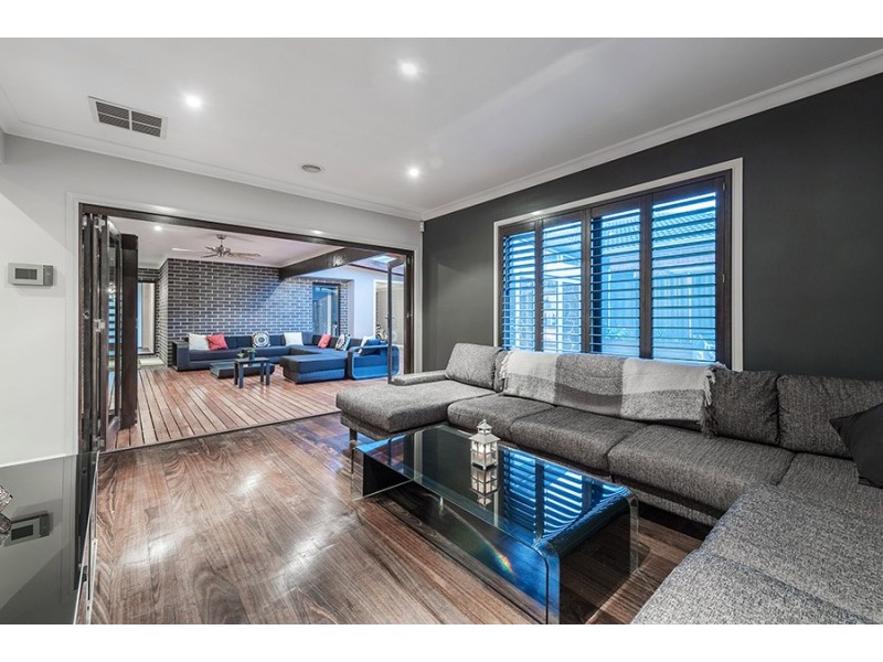 13 Beechworth Avenue, Greenvale VIC 3059