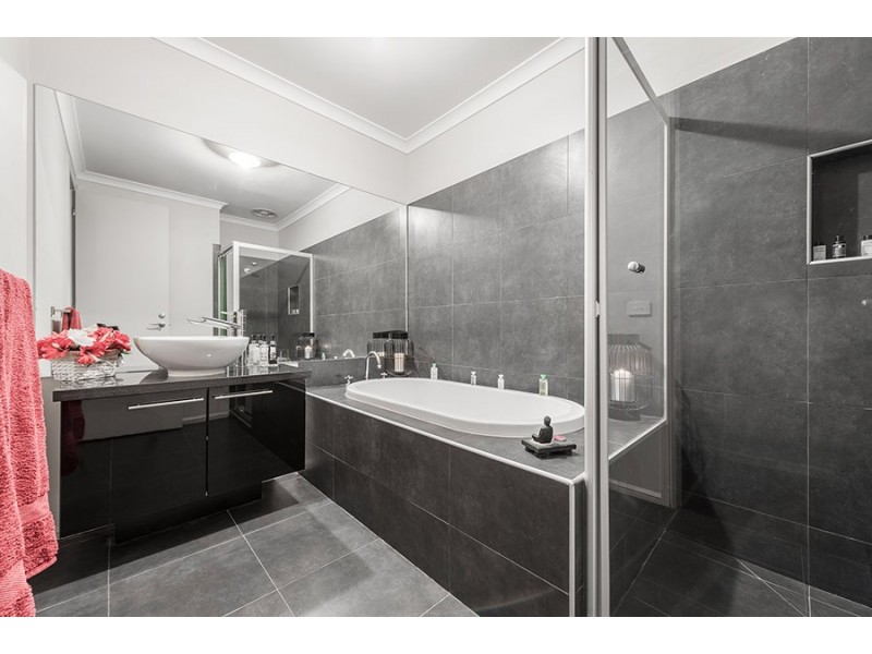 13 Beechworth Avenue, Greenvale VIC 3059