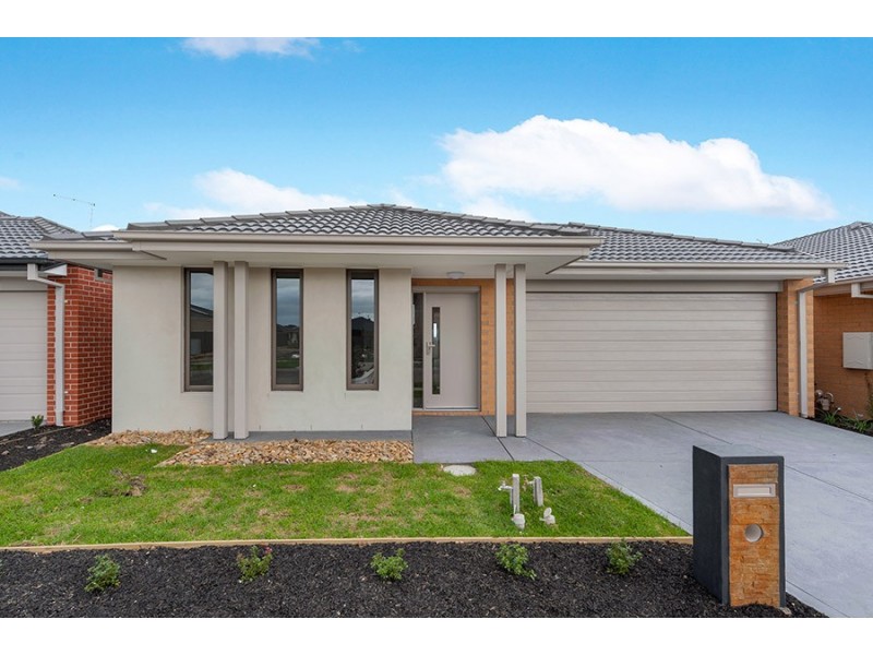 44 Scoria Circuit, Craigieburn VIC 3064