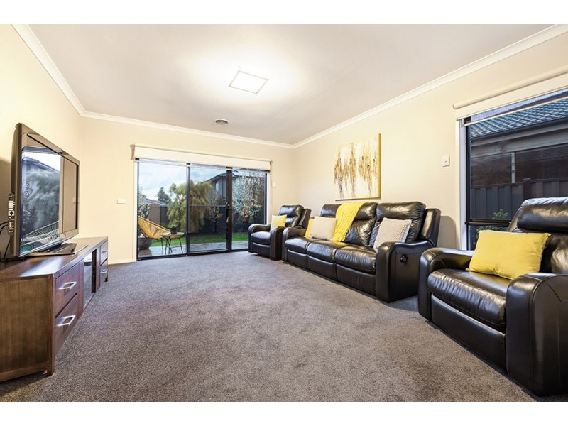 5 Humber Street, Craigieburn VIC 3064